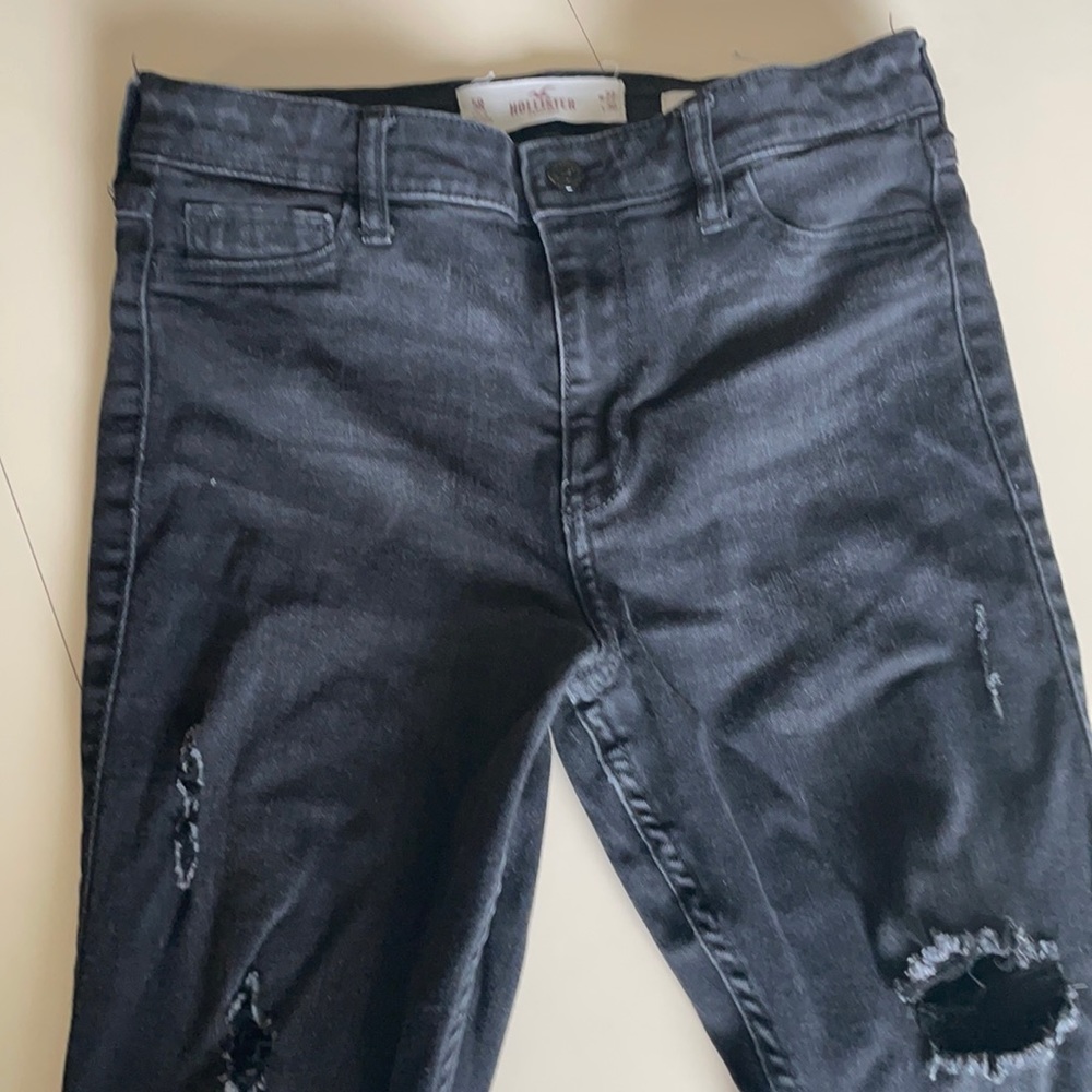 Hollister distressed black skinny jeans